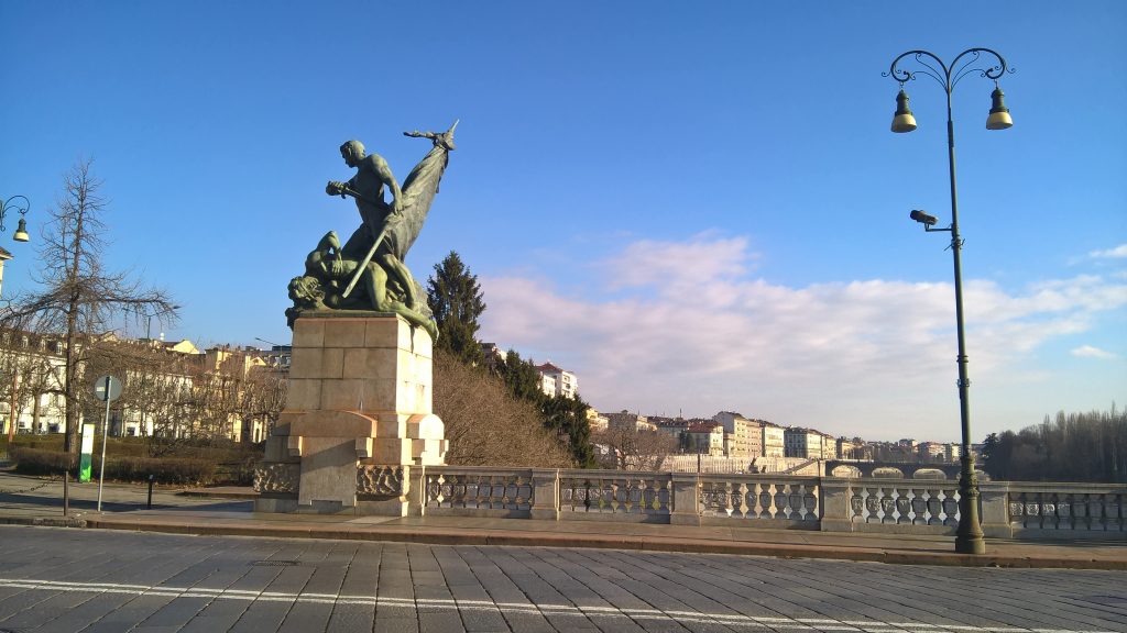 Statues on the Bridge of Vittorio Emmanuele I
