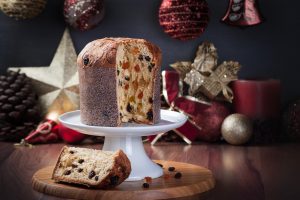 Milanese Christmas Cake | The Symbol of Italian Christmas Tradition - milanese christmas cake